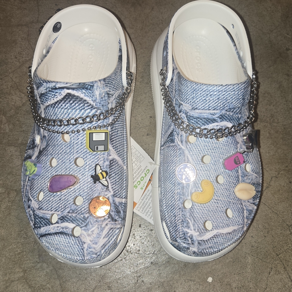 SZA Clogs with Charms